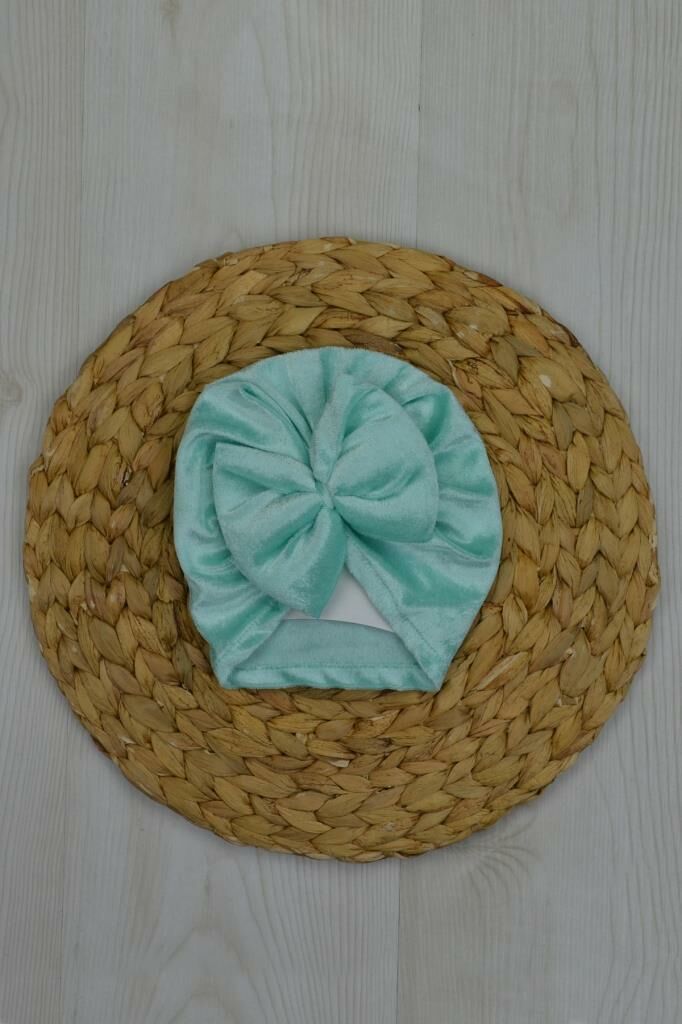 Markacity Tek Renk Fiyonklu Kadife Bebek Bandana Yeşil - 12 AY