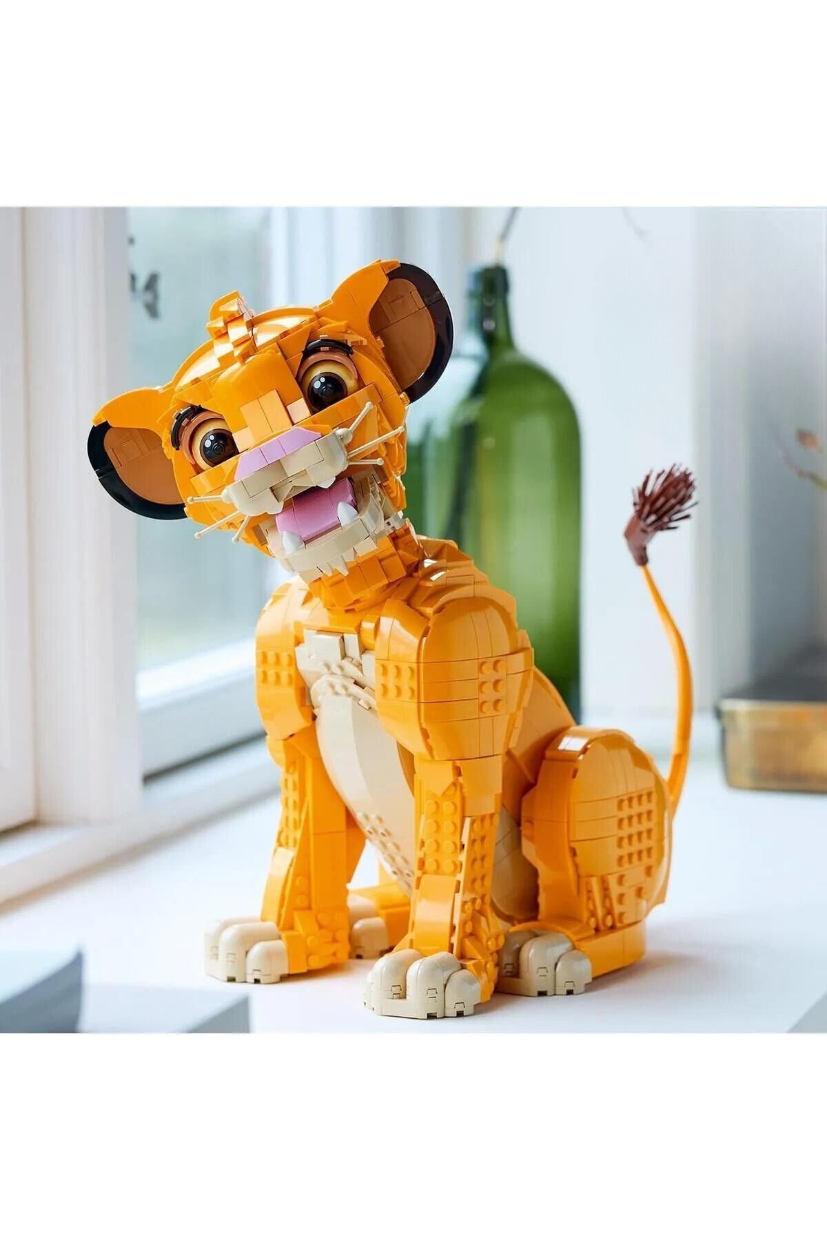 Genç Aslan Kral Simba Yetişkinler için Yapım Seti (1445 Parça)